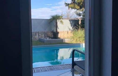 Viskovo Apartment | Large Studio with private pool