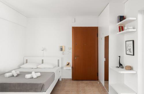 Kypseli Apartment | Large terrace studio