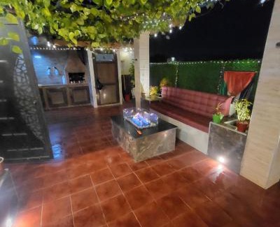 Algiers Villa | Large two story house
