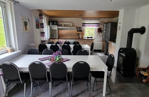 Assinghausen House | Large vacation home (18 persons) in the Sauerland between Willingen and Winterberg.