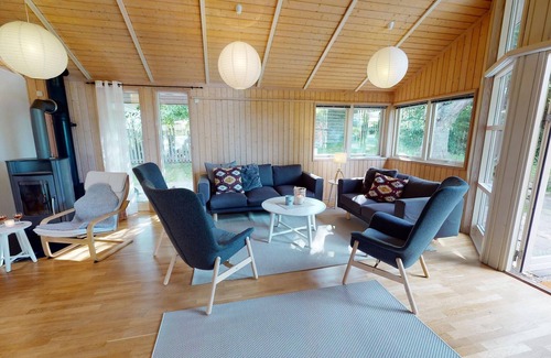 Neustadt in Holstein House | Large vacation home "Küstenhütte" - beach & sea almost on the doorstep!