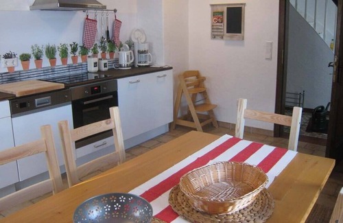 Harperscheid House | Large, very well-kept holiday home with a wonderful garden, 4 star DTV