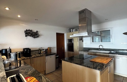 Favone Villa | Large villa with swimming pool and beach access (10 min) on foot