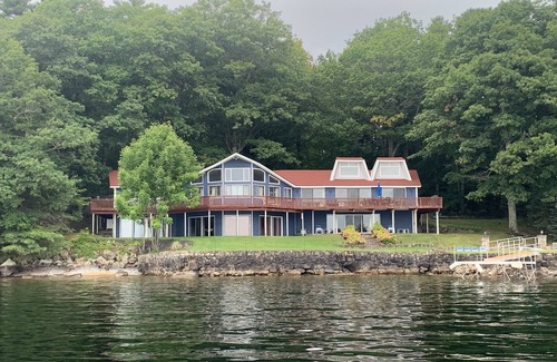 Sebago House | Large waterfront family lake house - everything for the lake!