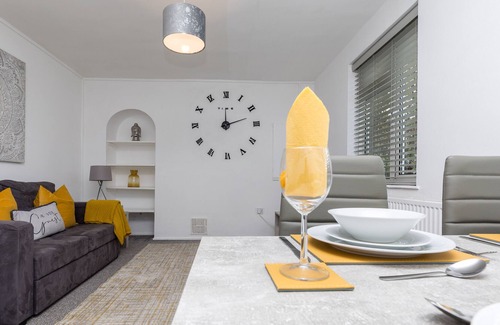 Ifield Apartment | Lark Rise Apartments