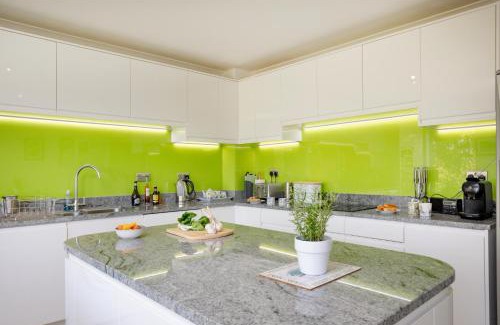 Exmouth House | Lark Rise