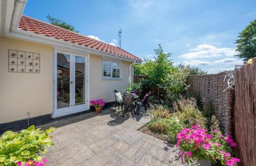 Debach House | Larksfield Snug