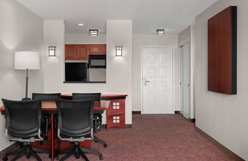 East Roseville Parkway Hotel | Larkspur Landing Extended Stay Suites Roseville