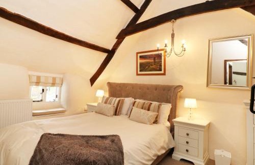 North Tawton House | Larksworthy Cottage