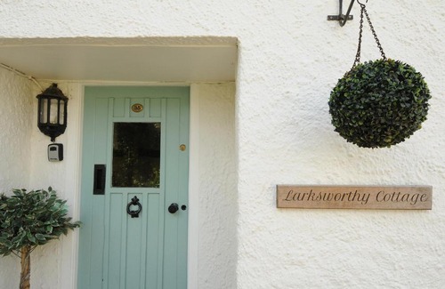 North Tawton House | Larksworthy Cottage