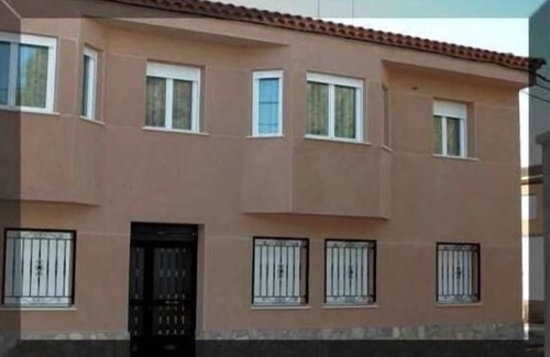 Villar de Domingo Garcia Cottage | Las Callejuelas cottage for 2 people and playground