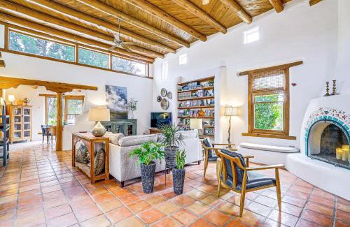 Mesilla Park House | Las Cruces Santa Fe-Style Adobe Home on 6 Acres!