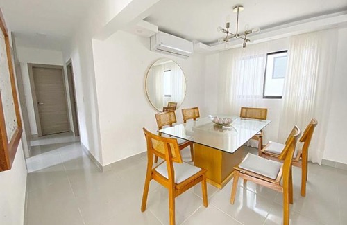 Santiago Province Apartment | Las familia primero