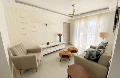 Santiago Province Apartment | Las familia primero