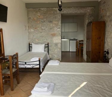 Omales House | Las - Giannakakoy Traditional Stone Houses