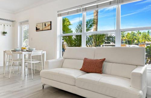 Hendricks and Venice Isles Apartment | Las Olas Blvd Exclusive Apt with waterview