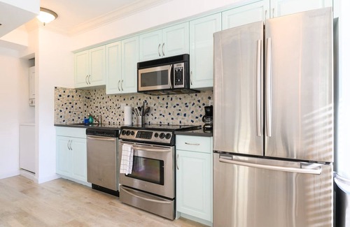 Hendricks and Venice Isles Apartment | Las Olas Blvd Waterfront Apt