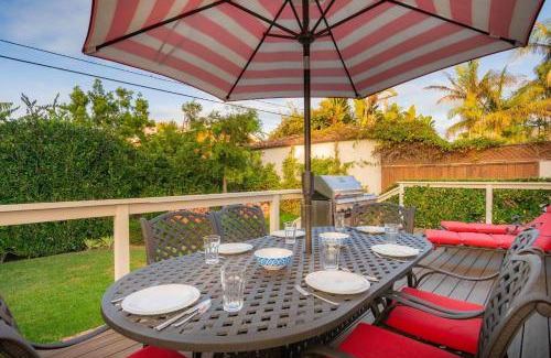 Beach Barber Tract House | Las Palmas Escape