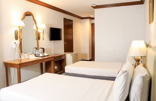 Ermita Night District Hotel | Las Palmas Hotel de Manila