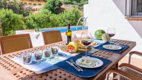 Cajiz House | Las Ranas Cajiz by Ruralidays
