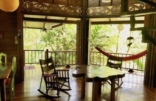 Manzanillo Ski Chalet | Las Ranitas