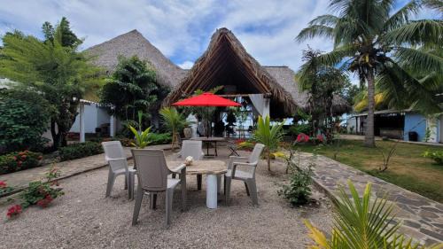 Aserradores Hotel | Las sevillanas beach hotel y restaurante