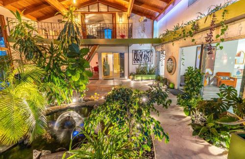 Paradise House | Las Vegas Oasis Home Primary