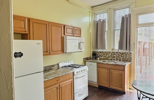 West Central House | LaSalle Guest House