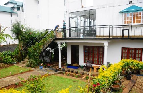 Nuwara Eliya Hotel | Lassana Villa