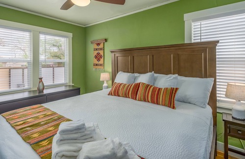 University Heights House | Last Minute Availability for Balloon Fiesta! Extended Stay Rates $2400/month