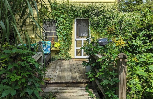 Cooperstown - Otsego Lake Cottage | last minute deal. beautiful spot on the lake.