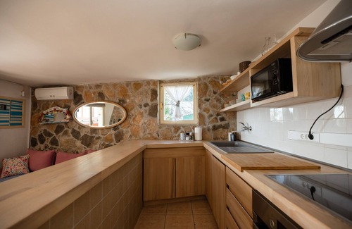 Rogac Apartment | !Last Season Dates/26.09.-01.10.!/Unwind in the island home near the ocean