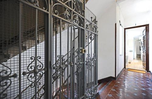 Barrio de La Latina Apartment | Latina Plaza