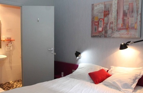 Centre Erlon Hotel | Latino Café