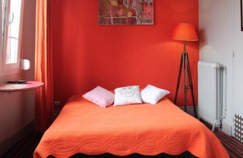 Centre Erlon Hotel | Latino Café