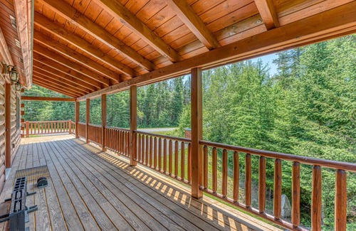 Twin Mountain Cabin | Latitude 44: Bretton Woods Retreat