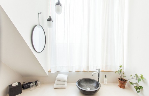 Matonge Hotel | Latroupe Hotel Jardin Secret
