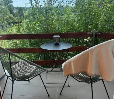 Villmar Apartment | Laubushof - Idyllisches Apartment im Grünen mit Balkon
