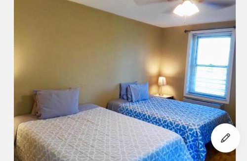 Downtown Atlanta Apartment | Laugh, Eat, Sleep Downtown Wine Down 9E