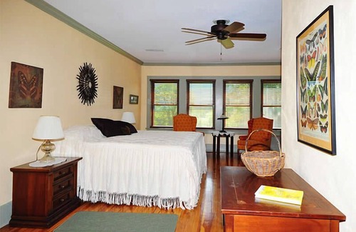 Hot Springs Hotel | Laughing Heart Lodge
