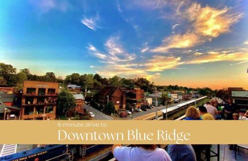 Blue Ridge Ski Chalet | Launch Pricing, 5 BR with Crib, 6 mins to Blue Ridge