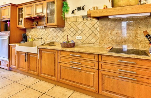 Graveson House | LAUNCH PROMO! Detached house 12km from Avignon in a small village