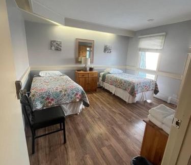 Saskatoon Downtown Hotel | Laura's Lodge