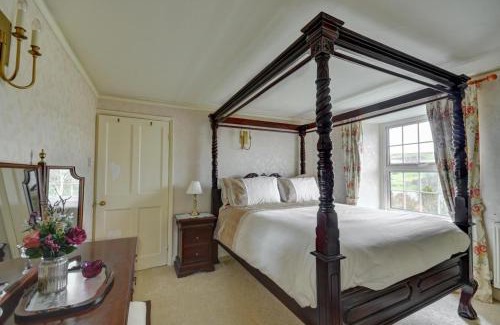 Parracombe House | Laurel Cottage