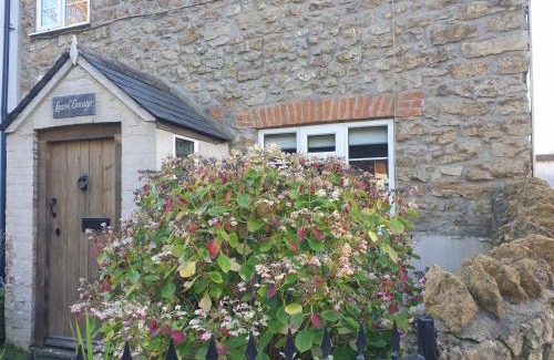 Melplash House | Laurel cottage Melplash