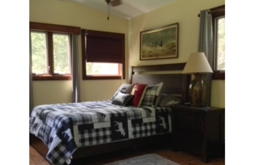 Fayetteville House | Laurel Creek Retreat - 6 Bedroom 5 Bathroom