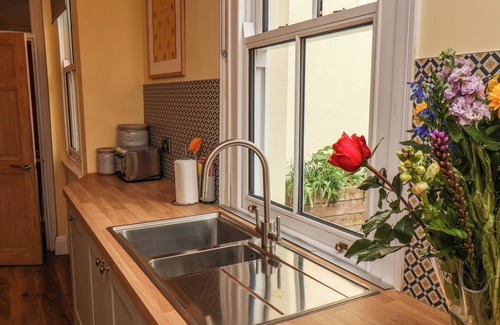 Whitby Cottage | Laurel House