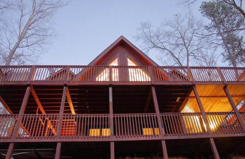 Lake Lure House | Laurelwood Lodge at Lake Lure, NC - Sleeps 12