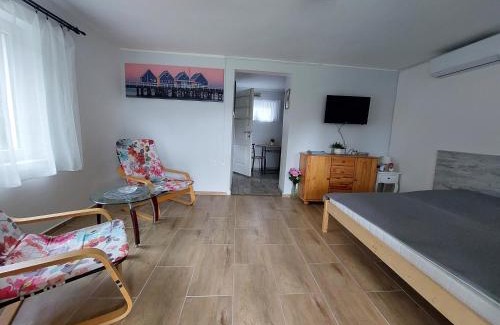Alsóörs Apartment | Laurin Vendégház