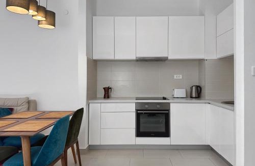 Donji Morinj Apartment | Lavander Bay E04